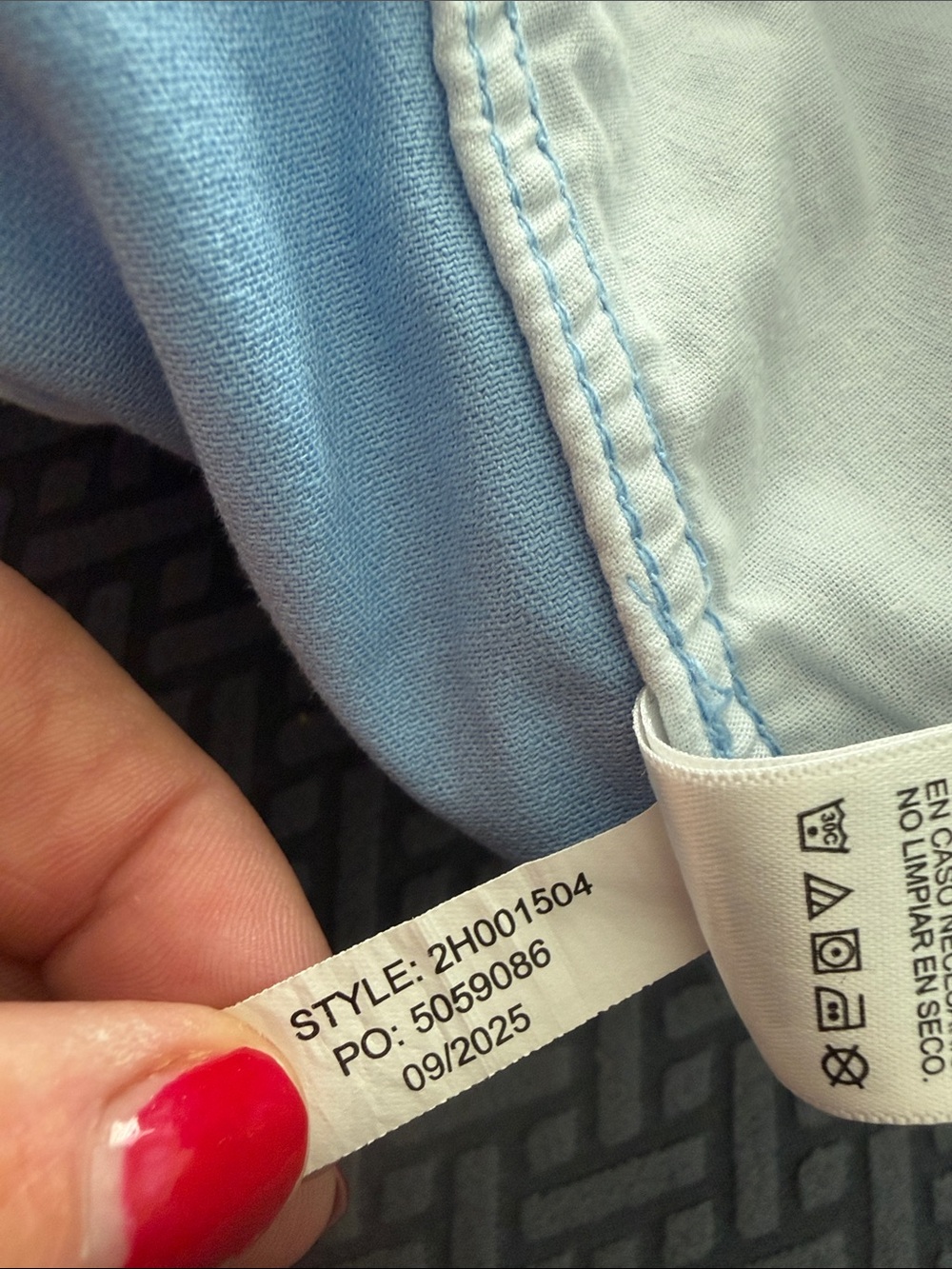 Vineyard Vines Light Blue Women's Flat Front Shorts - Picture 5 of 6